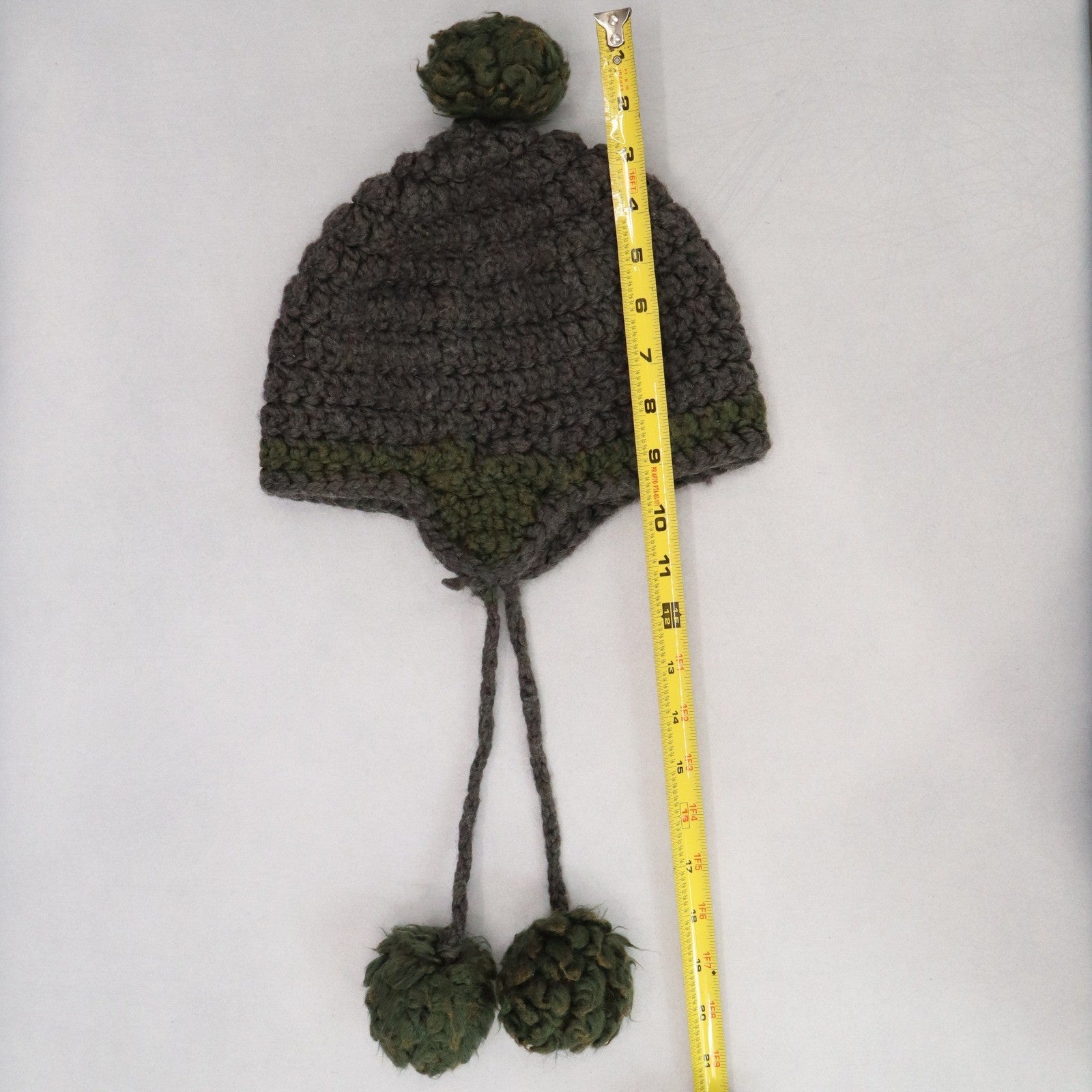 Gray Crochet Cable Knit Pom Pom Bucket Y2K Vintage Beanie Cap Hat