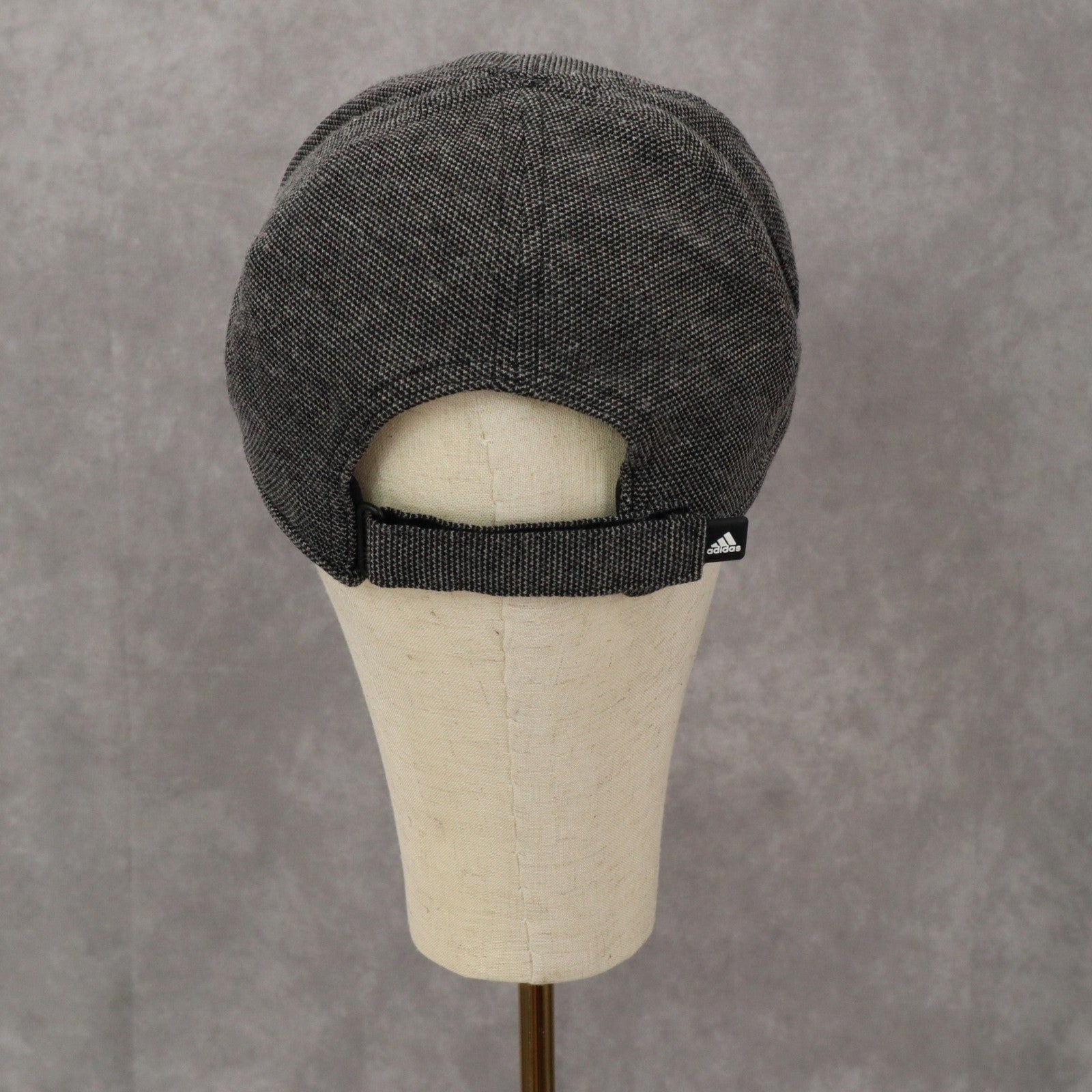 Adidas Climate Gray Performance Golf Athletic Cloth Strap Baseball Cap Hat