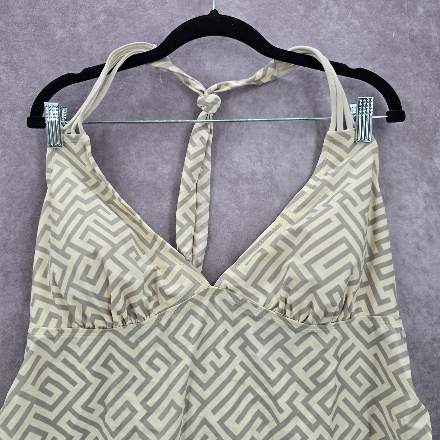 Liz Lange Maternity Cream Greek Key Halter Padded Tankini XL Extra Large