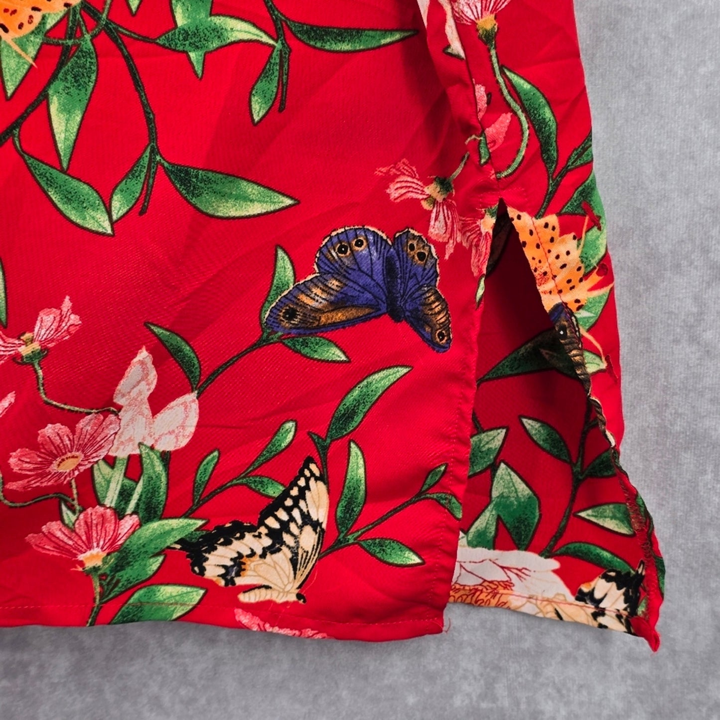 Avon Red Floral Butterfly Print Short Sleeve Top Plus 18W-20W 1X