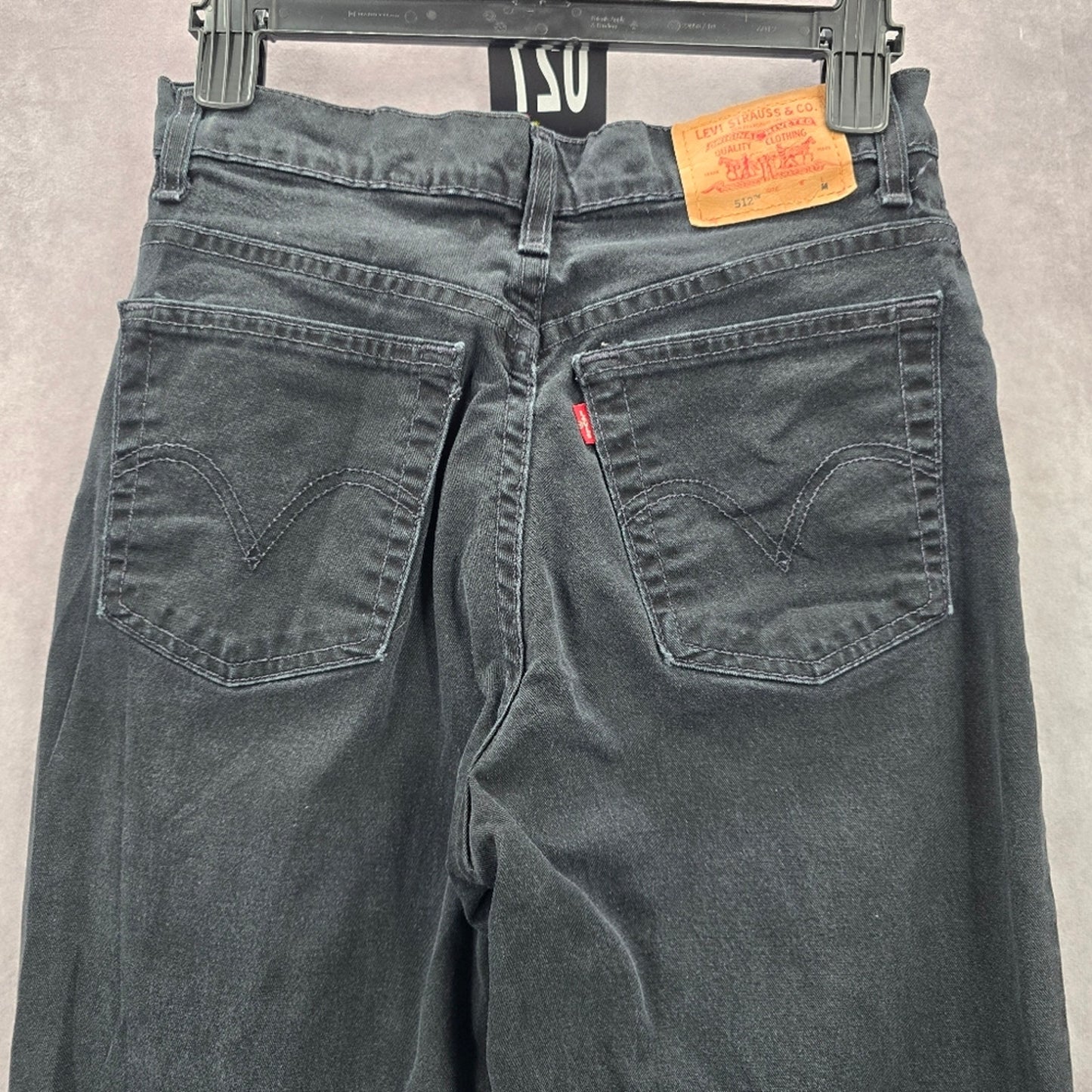 027. Levi's Classic Slim Stretch Tapered Leg Black Denim Pants 513 Jeans 8M