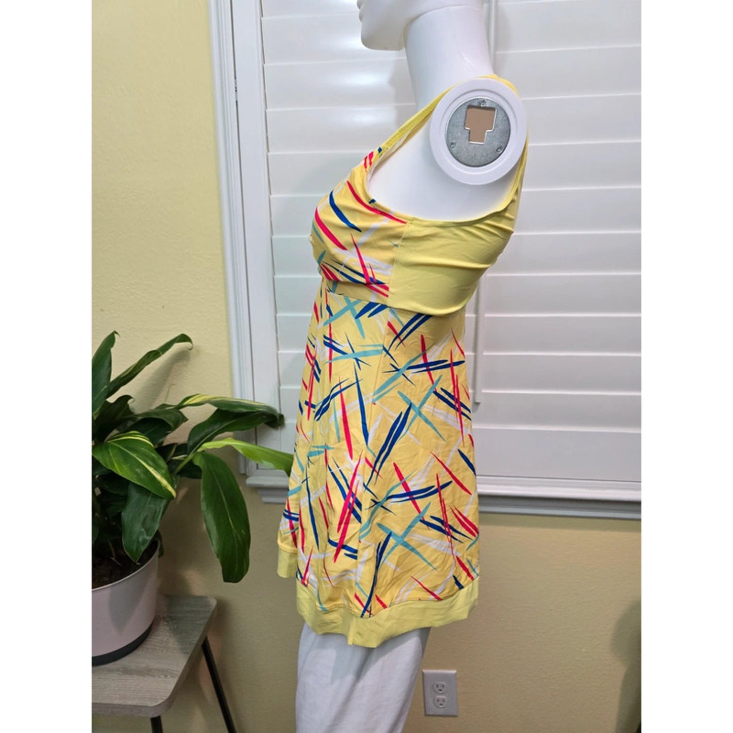 Yellow Sleeveless Geometric Pattern Top Medium