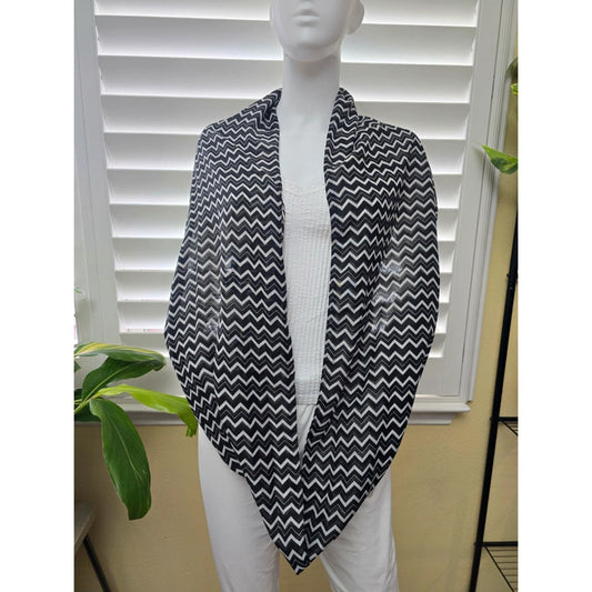Black White Chevron Pattern Y2K 90s Infinity Scarf OSFM