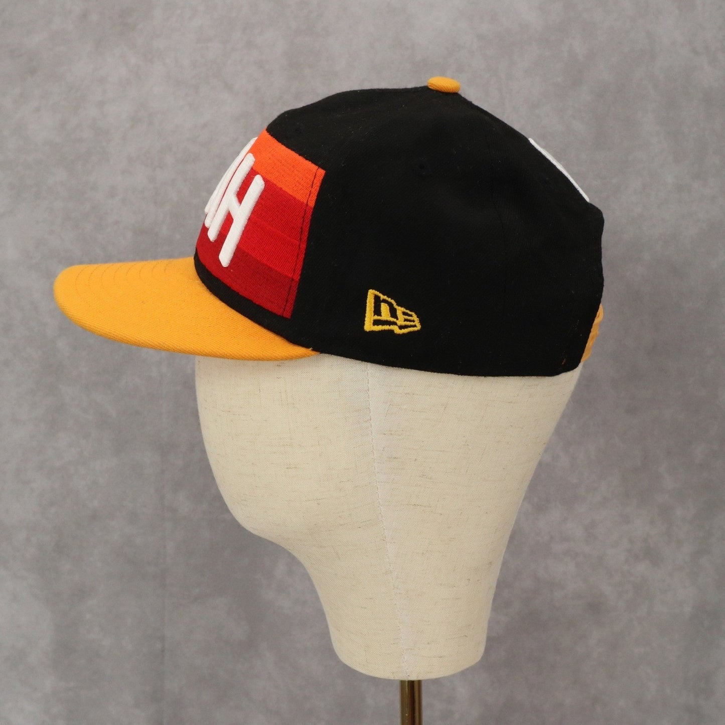 New Era Youth Black UTAH 9Fifty Snap Back Athletic Sports Baseball Cap Hat