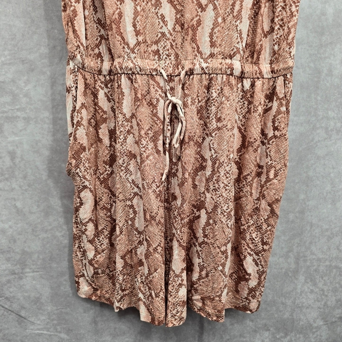 H&M Pink Printed Romper Sleeveless Shorts Pockets Stretch Large