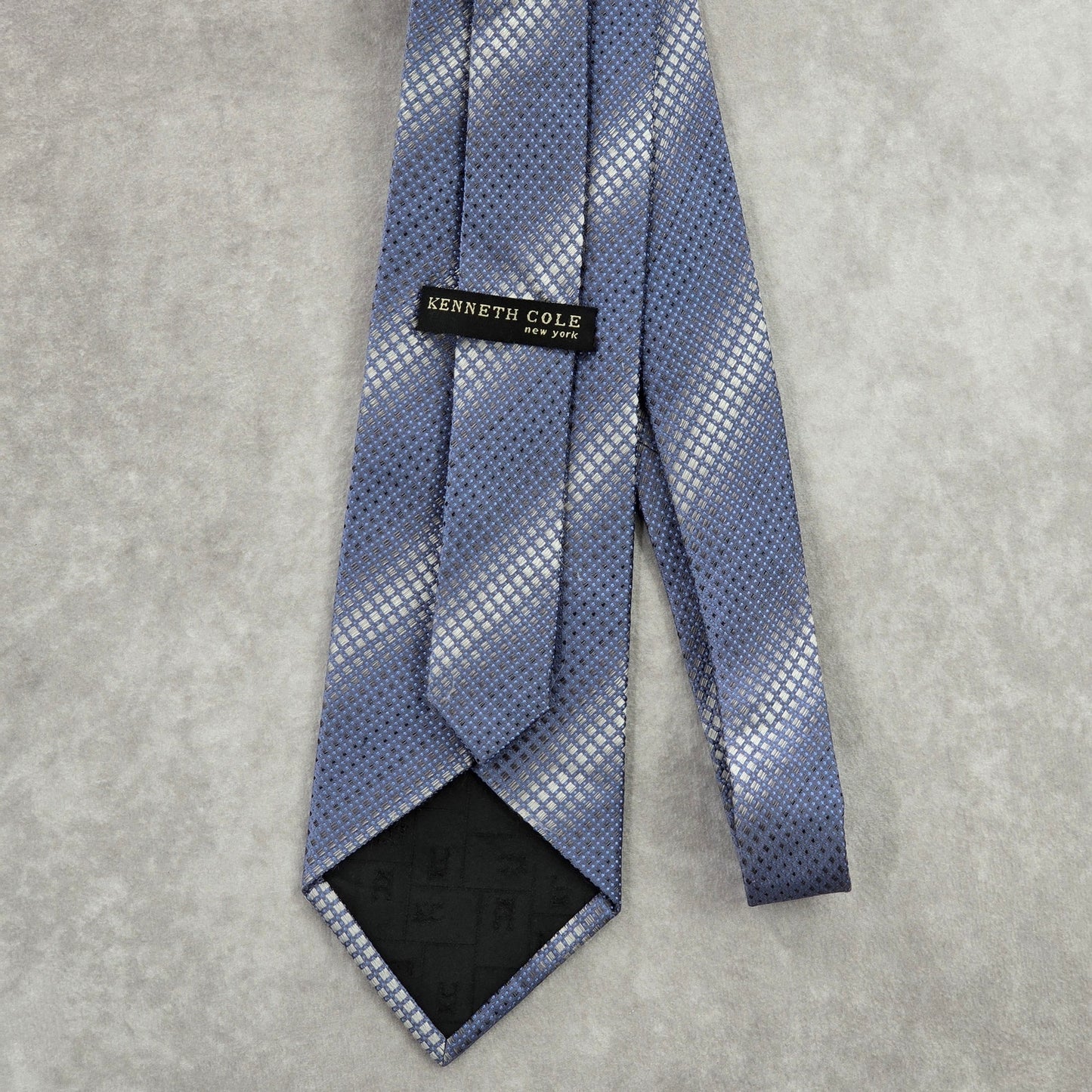 Kenneth Cole New York Blue Gray Black Executive Silk Geometric Neck Tie Men's