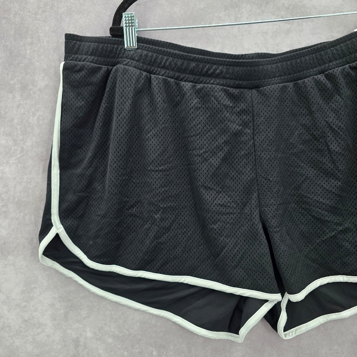 Old Navy Black Active Mid Rise Active Sports Pants Shorts Plus XXL