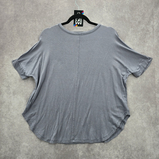 053. Yee Gray Short Sleeve Flare Cutout Casual Top Small