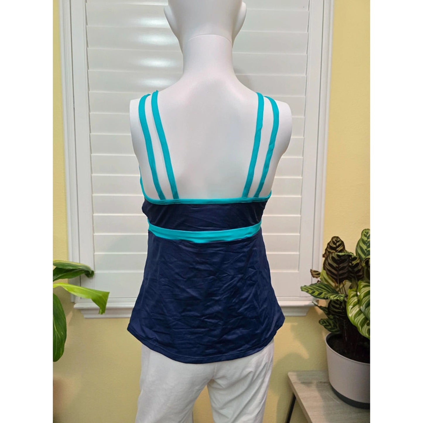 Costal Blue Navy Blue/Green Strapy Tank Top Medium