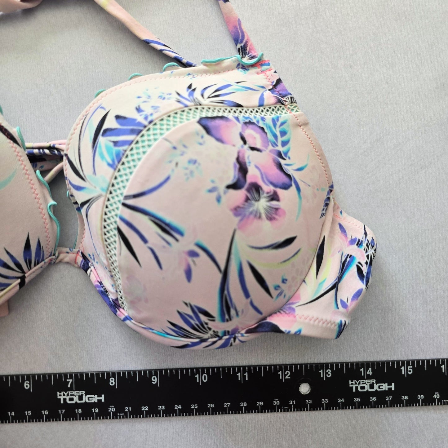 Floral Pink Y2K Beach Vacation Resort Crisscross Shade &amp; Shore Bikini Top 36D