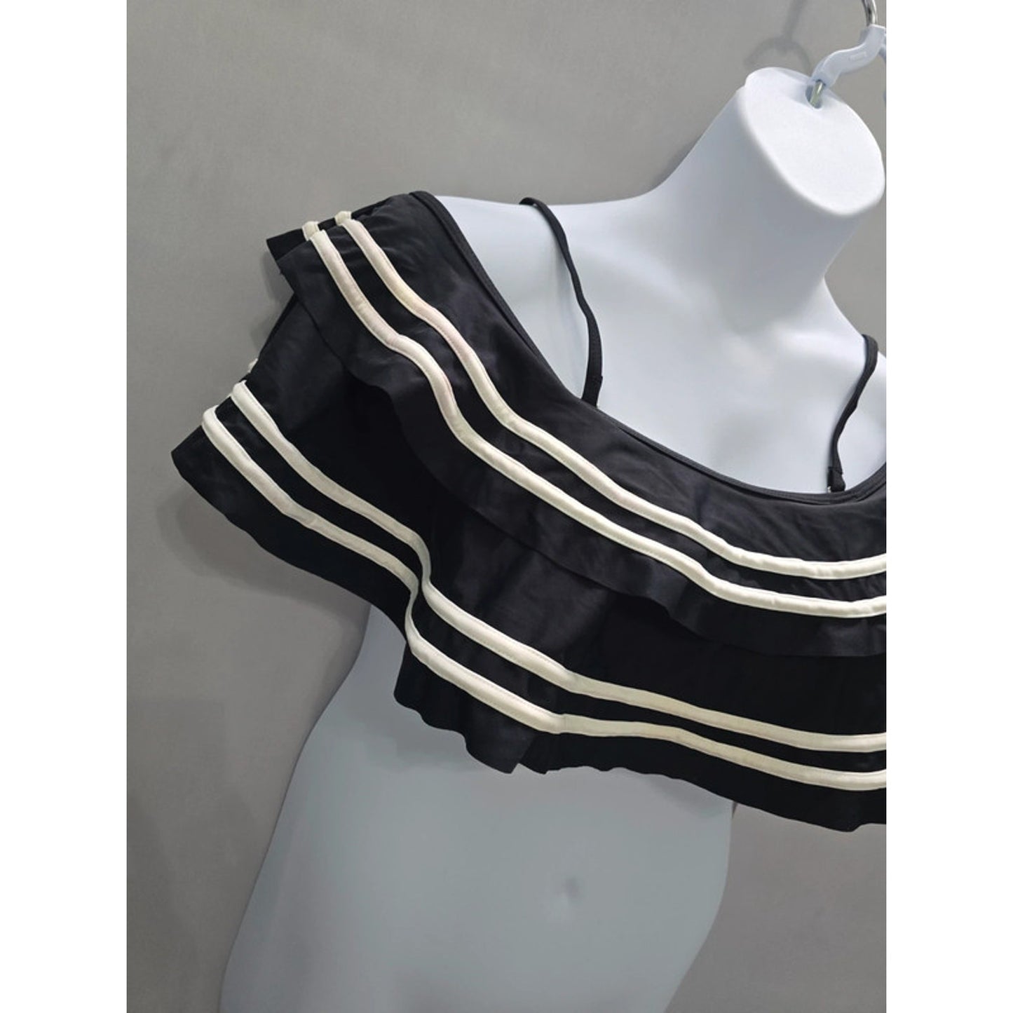 Jess Lea Black Soaking Up Sun Ruffle Swimsuit Stripe Top Large