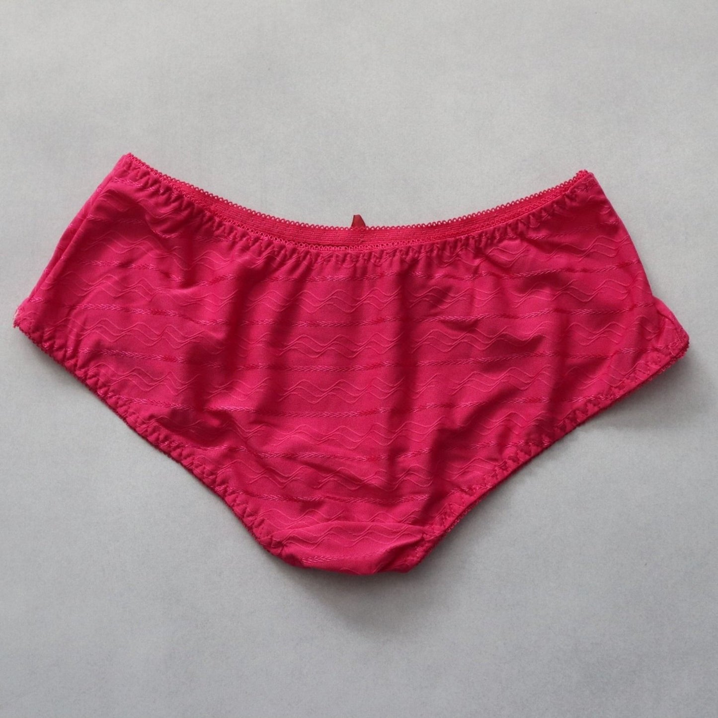 Queen Pink Lace Elastic Sexy Cheeky Flirty Intimates Ladies Underwear Medium