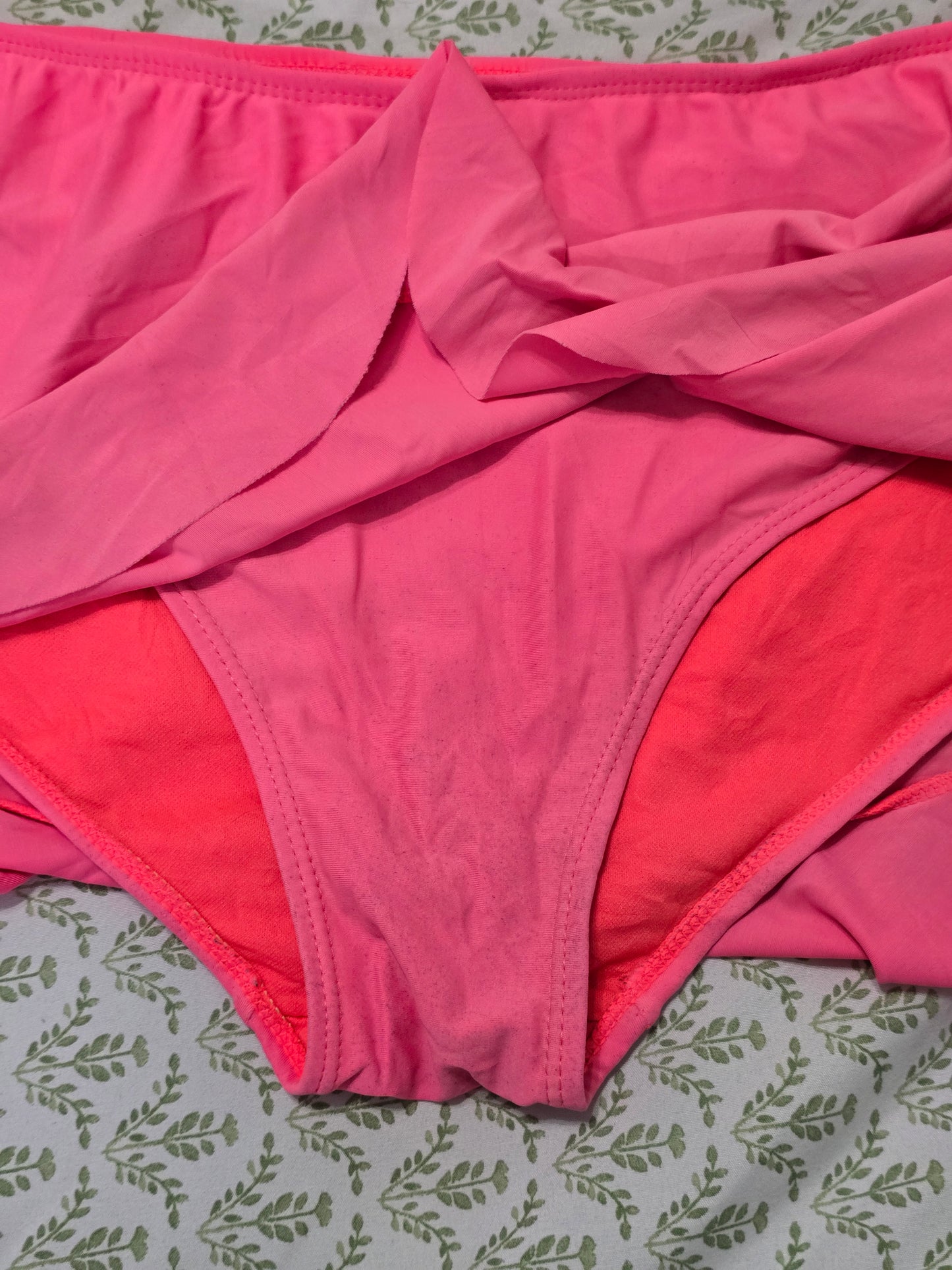 Catalina Pink Ruffle Swimsuit Beach Resort Barbiecore Vacation Mini Skirt XL